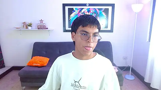 Maecum18 online show from 04/14/26, 09:10