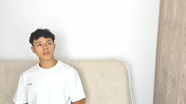 Snapshot of _Alex_Colton chatting on 02/27/26, 10:10 Alex Colton online show from 02/27/26, 10:10