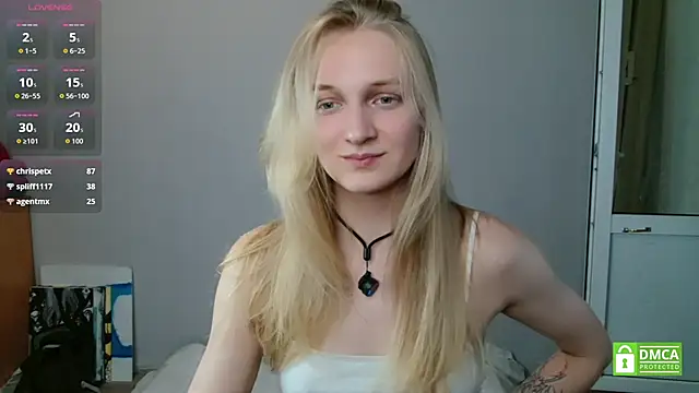 Snapshot of Alex-wer chatting on 06/12/26, 08:30 Alex-wer online show from 06/12/26, 08:30
