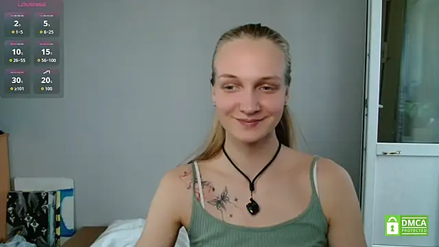 Snapshot of Alex-wer chatting on 06/18/26, 02:32 Alex-wer online show from 06/18/26, 02:32