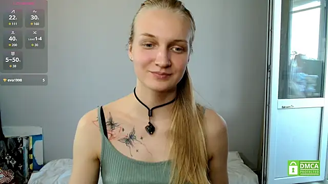 Snapshot of Alex-wer chatting on 06/24/26, 12:59 Alex-wer online show from 06/24/26, 12:59