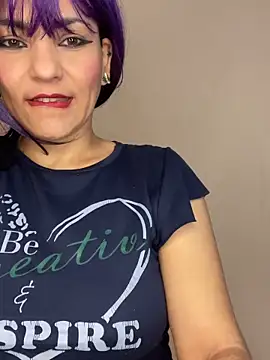 eva luz online show from 03/25/26, 08:59