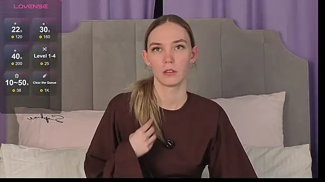 NikkiRyx online show from 04/02/26, 07:44