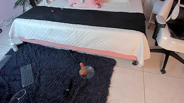 Naty Rose23 online show from 04/23/26, 03:08