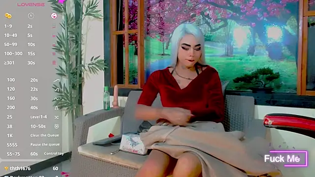 Adriana Rodriguez  online show from 02/18/26, 07:32