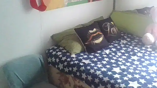 yoahotpetrafiery online show from 04/11/26, 10:30