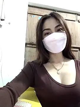 Baby-sexytits2026 online show from 04/01/26, 11:44