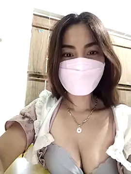 Baby-sexytits2026 online show from 04/03/26, 01:03