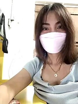 Baby-sexytits2026 online show from 05/15/26, 11:45