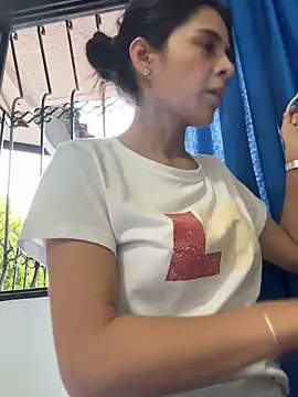 EvaMiranda online show from 04/20/26, 10:44