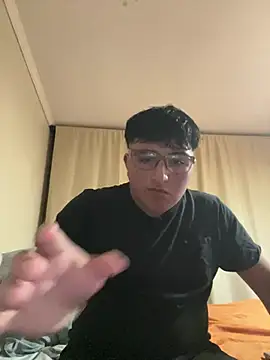 luchooo18 online show from 04/06/26, 03:26