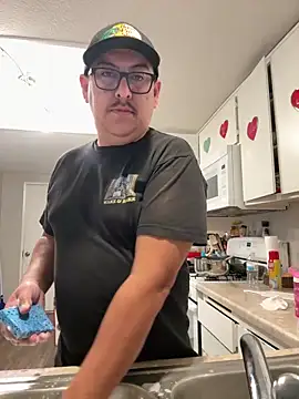 Skizm1986 online show from 02/10/26, 05:50