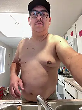 Skizm1986 online show from 02/12/26, 05:41