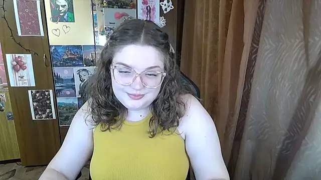 Snapshot of Teasing_Dora chatting on 02/16/26, 05:09 Teasing Dora online show from 02/16/26, 05:09