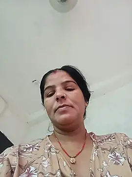 Snapshot of punamji_sexe chatting on 06/26/26, 12:37 punamji sexe online show from 06/26/26, 12:37
