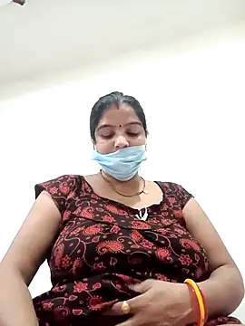 Snapshot of punamji_sexe chatting on 07/01/26, 05:12 punamji sexe online show from 07/01/26, 05:12