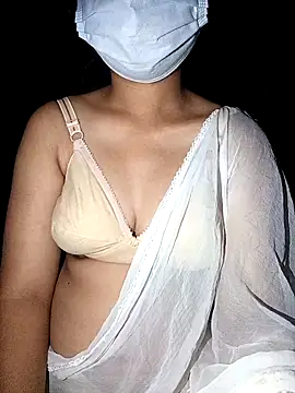 Snapshot of Sexy_--2 chatting on 02/17/26, 07:20 Sexy --2 online show from 02/17/26, 07:20