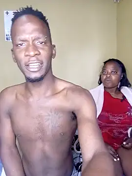 YOURSHORTGIRL online show from 04/07/26, 05:52