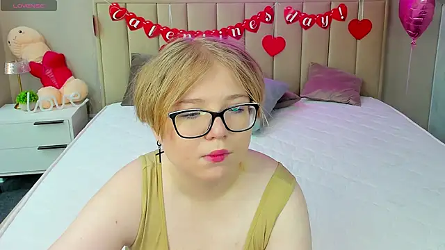 Lauraaa Smith online show from 02/19/26, 12:39