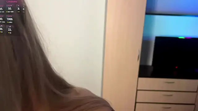 Velmiora online show from 03/19/26, 04:11