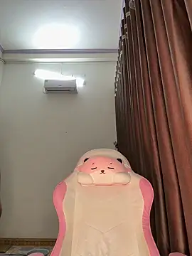 Snapshot of wang1472581 chatting on 02/08/26, 09:23 wang1472581 online show from 02/08/26, 09:23