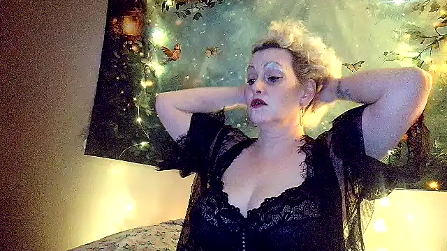 Blondie the librarian online show from 03/04/26, 04:18