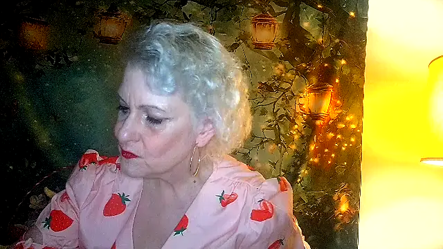 Blondie the librarian online show from 04/11/26, 01:54