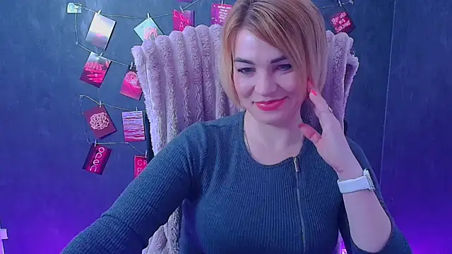 Snapshot of CuttieEmma chatting on 04/29/26, 05:55 CuttieEmma online show from 04/29/26, 05:55