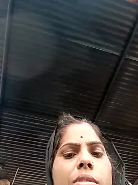 Priyakoli4568 online show from 04/17/26, 12:46