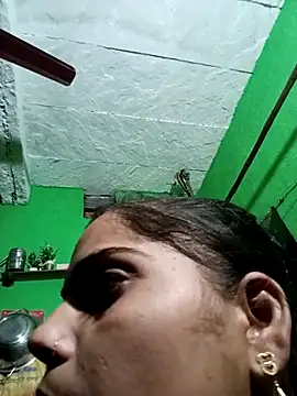 Priyakoli4568 online show from 04/23/26, 03:58