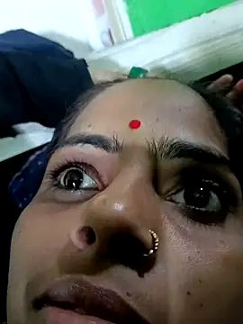 Priyakoli4568 online show from 04/24/26, 04:26