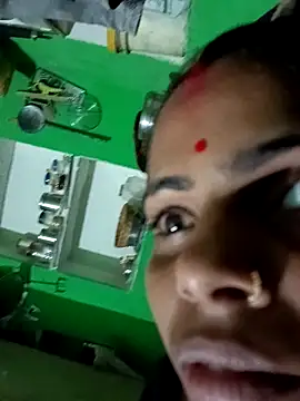 Priyakoli4568 online show from 04/27/26, 03:21