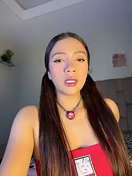 Snapshot of Pushaina__1 chatting on 07/03/26, 04:19 Pushaina 1 online show from 07/03/26, 04:19