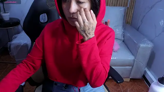 Lynn turner online show from 04/02/26, 12:25