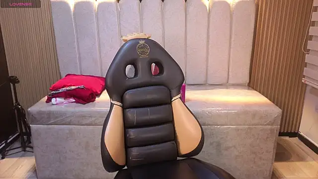 Lynn turner online show from 04/17/26, 12:41