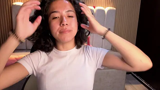 Lynn turner online show from 04/22/26, 12:50