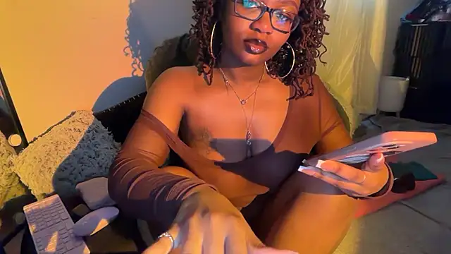 SunniSoles99 online show from 04/20/26, 12:30