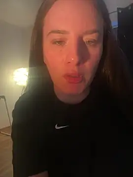 Snapshot of Bella399 chatting on 03/20/26, 04:34 Bella399 online show from 03/20/26, 04:34