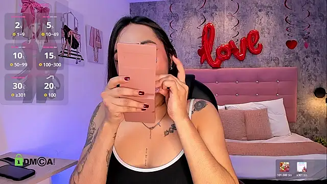 Snapshot of linda_dixon chatting on 02/13/26, 03:02 linda dixon online show from 02/13/26, 03:02