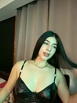 Snapshot of _HannahFox_ chatting on 03/30/26, 12:00 HannahFox online show from 03/30/26, 12:00