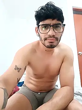 Snapshot of JOC3G chatting on 02/14/26, 11:01 JOC3G online show from 02/14/26, 11:01