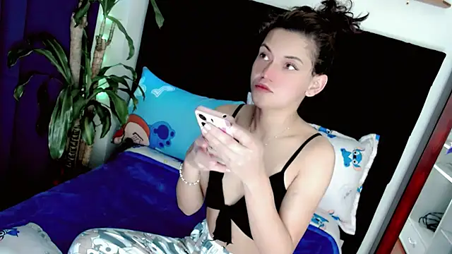 NathalialLooes online show from 07/23/26, 05:11