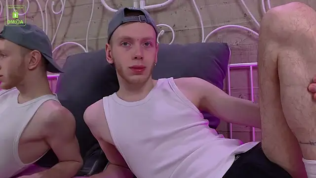 Snapshot of ZidNevil chatting on 02/19/26, 10:22 ZidNevil online show from 02/19/26, 10:22