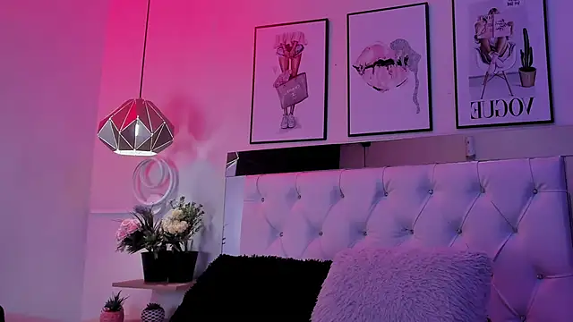 Zoe Hilton online show from 03/15/26, 03:01