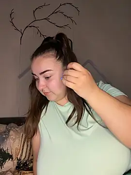 AlyaX X online show from 04/06/26, 12:28