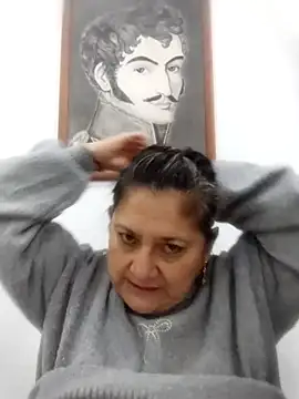 Snapshot of JULIETA_21- chatting on 02/14/26, 12:35 JULIETA 21- online show from 02/14/26, 12:35