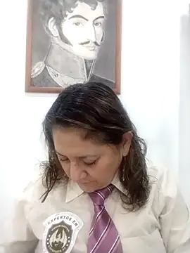 Snapshot of JULIETA_21- chatting on 02/17/26, 12:01 JULIETA 21- online show from 02/17/26, 12:01