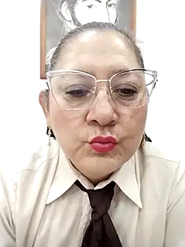 Snapshot of JULIETA_21- chatting on 02/20/26, 12:05 JULIETA 21- online show from 02/20/26, 12:05