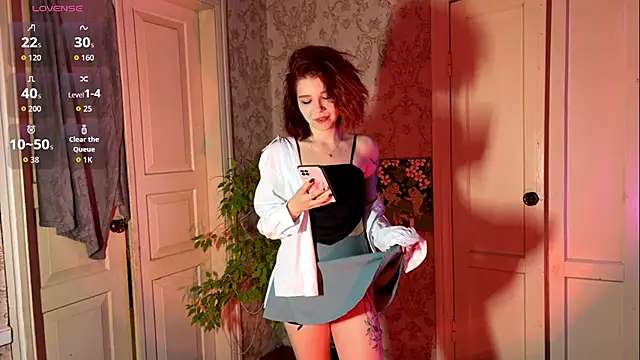 LaurynGeisinger online show from 03/05/26, 01:40