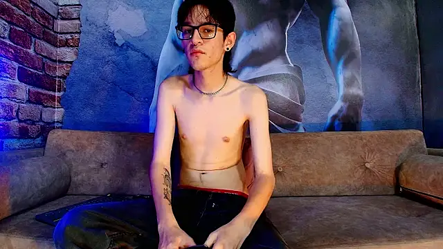 Snapshot of Jax_valentine chatting on 01/31/26, 11:14 Jax valentine online show from 01/31/26, 11:14